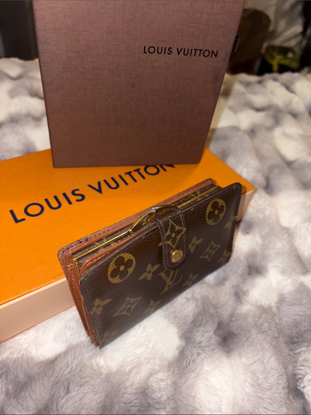 Louis Vuitton Monogram Canvas Compact Kiss Lock Wallet In Brown And Tan